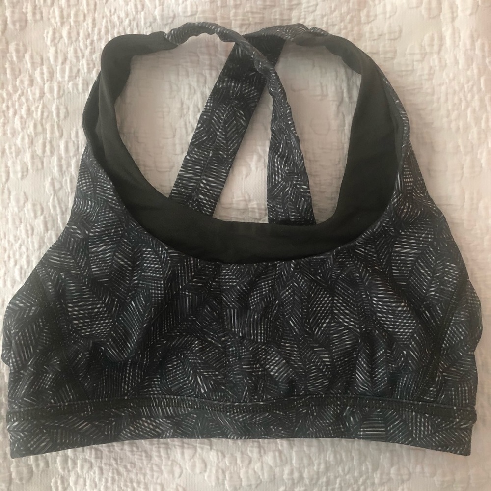 Lululemon Stash N’ Run Bra